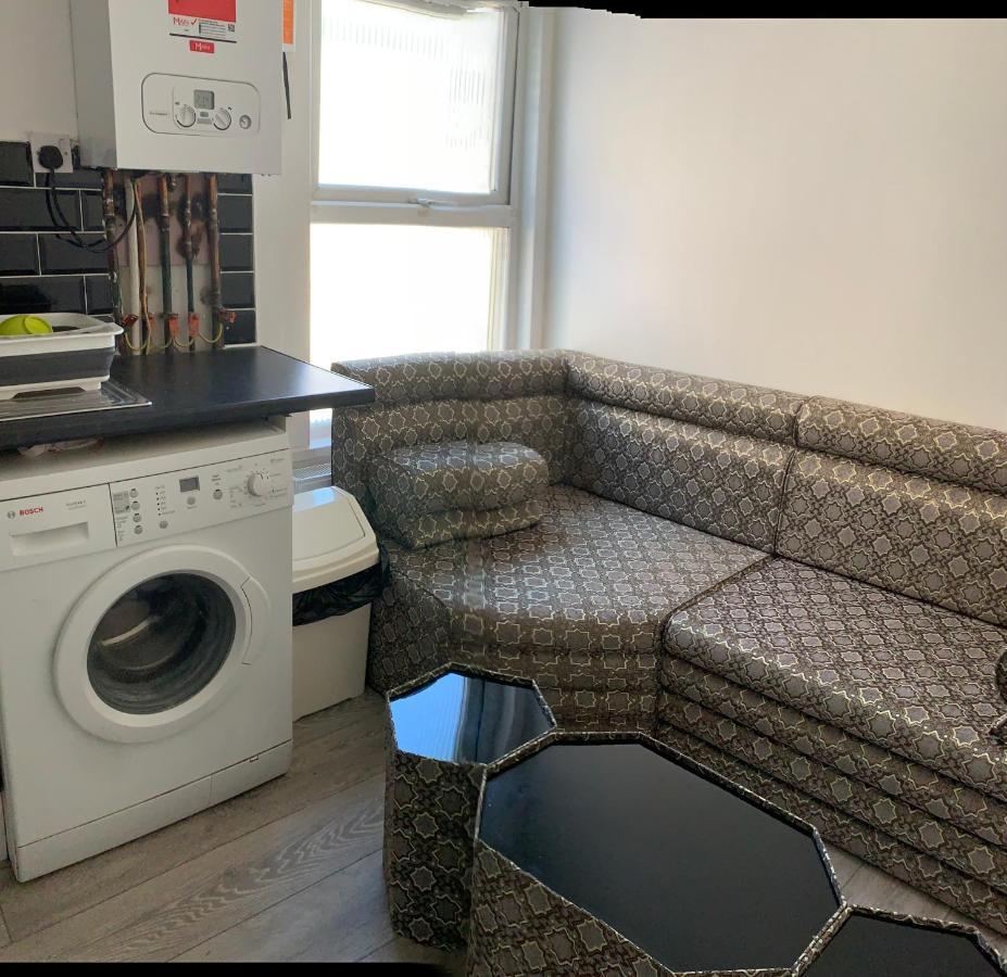 Beautiful Hoe Street First Floor One Bedroom Apartment B Walthamstow London Eksteriør bilde